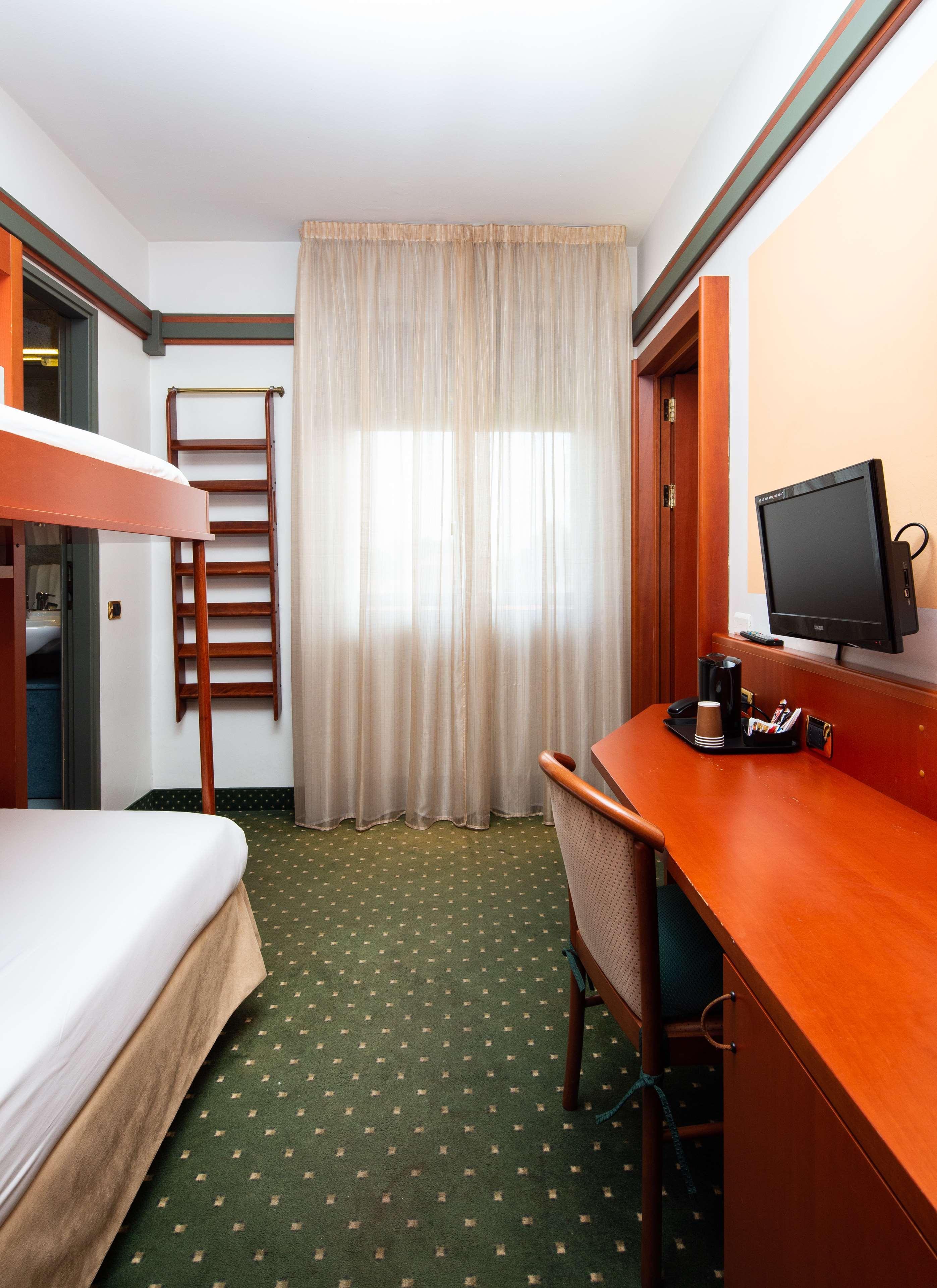 Jet Hotel, Sure Hotel Collection By Best Western Gallarate Eksteriør billede