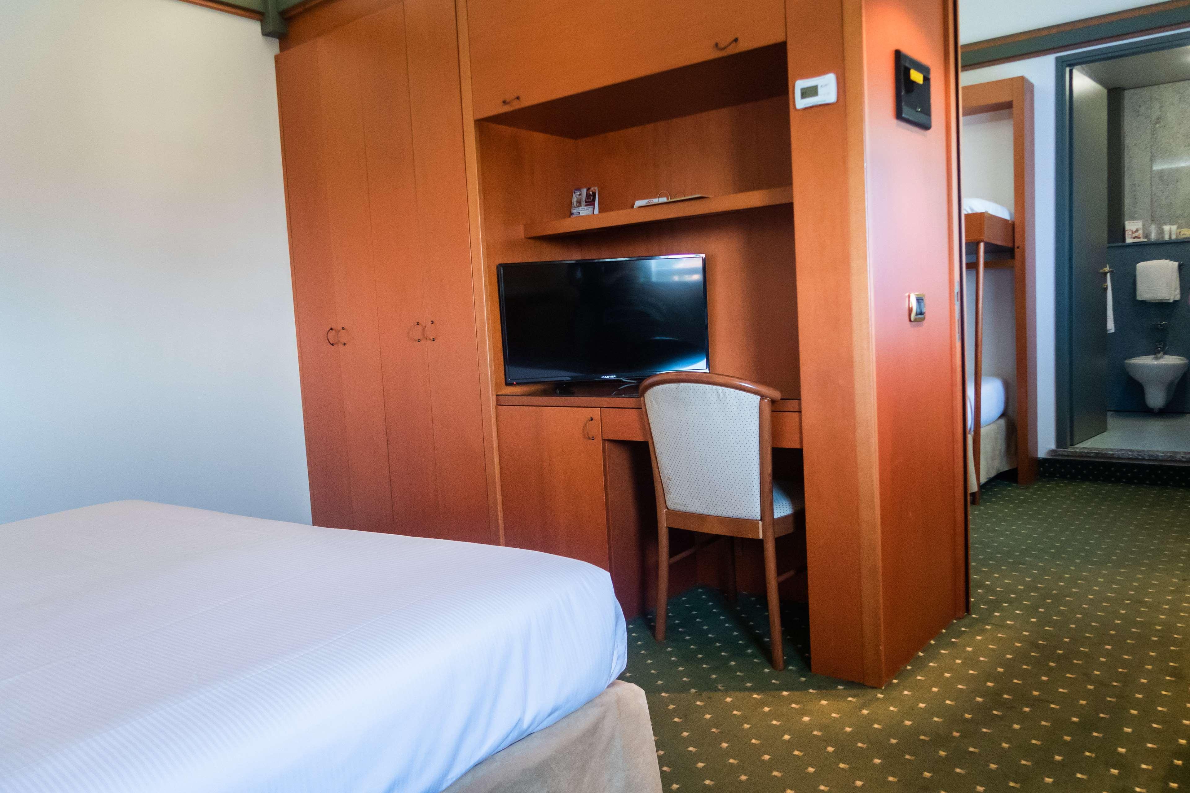 Jet Hotel, Sure Hotel Collection By Best Western Gallarate Eksteriør billede