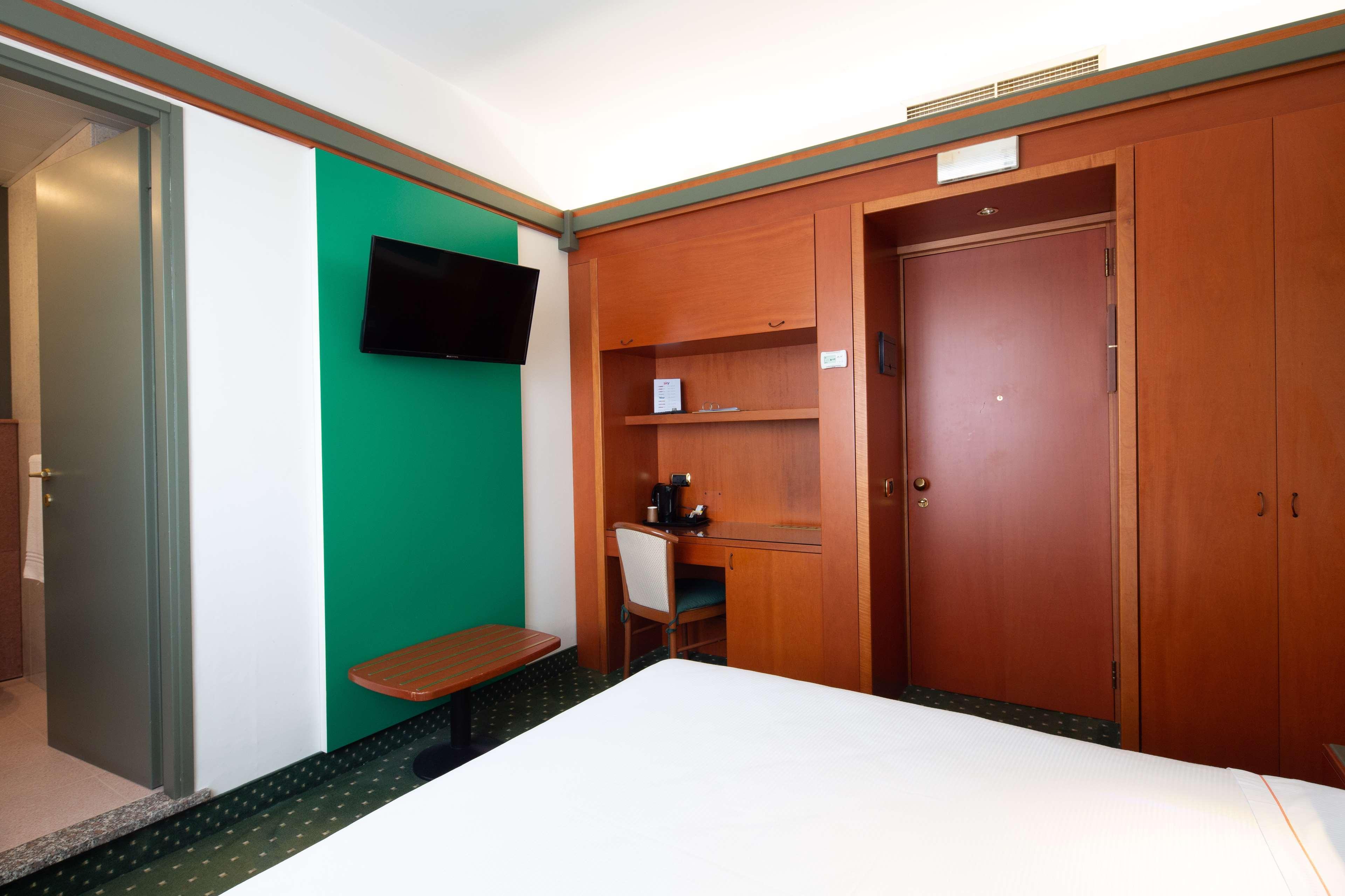 Jet Hotel, Sure Hotel Collection By Best Western Gallarate Eksteriør billede