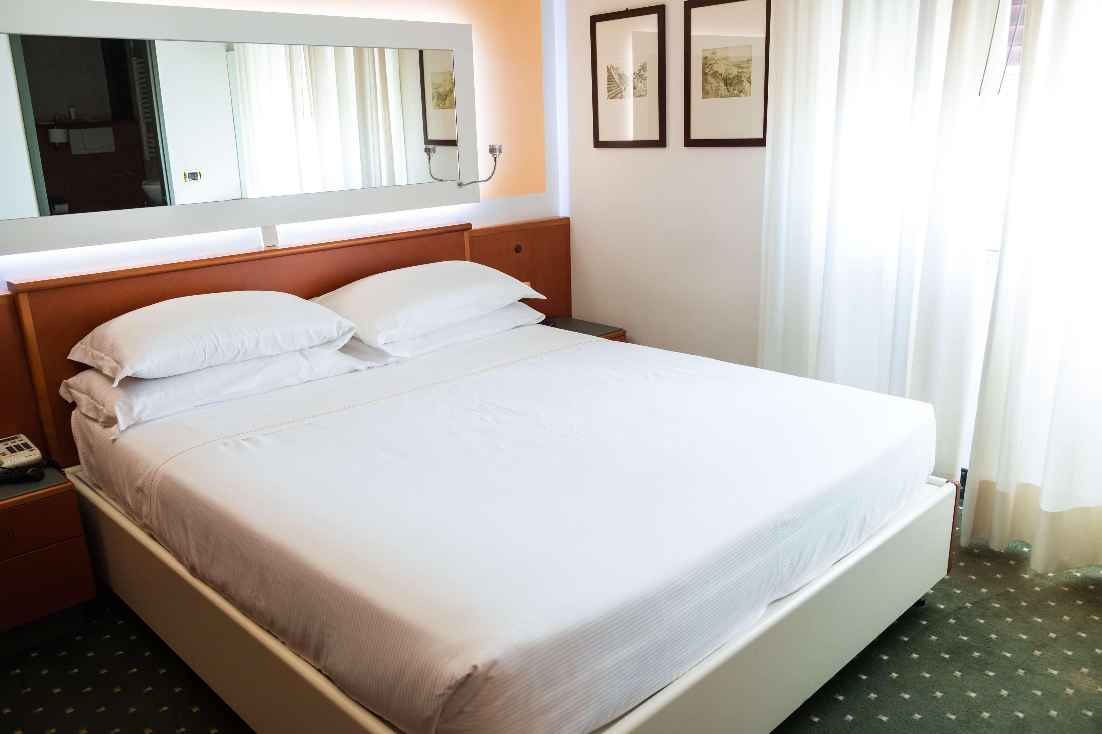 Jet Hotel, Sure Hotel Collection By Best Western Gallarate Eksteriør billede